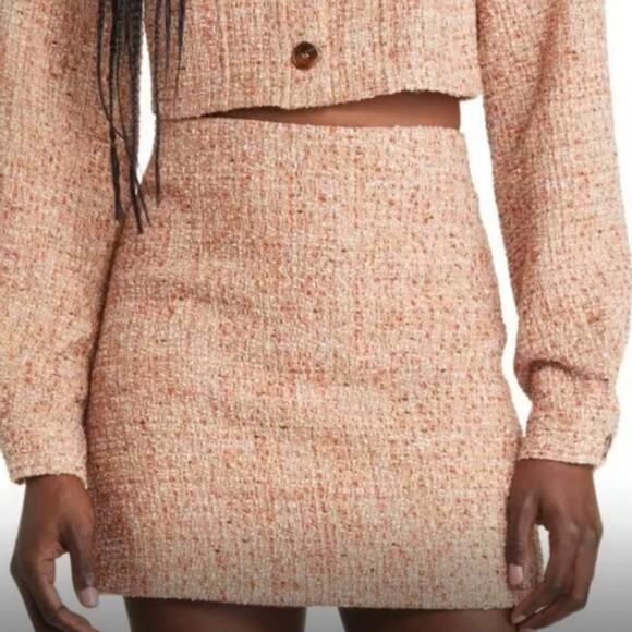 Elodie Revolve Chic Tweed Elegant Pink Rust Girly Wool Blend Mini Skirt NWT XS - Picture 1 of 7